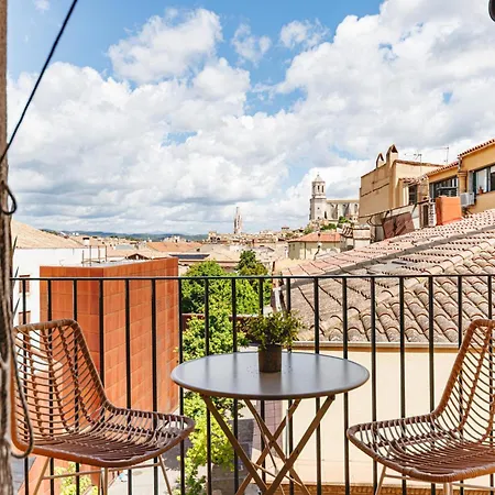 Bravissimo Nou Del Teatre, With Panoramic Views Girona