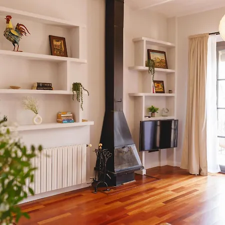 Apartamento Bravissimo Nou Del Teatre, With Panoramic Views Girona